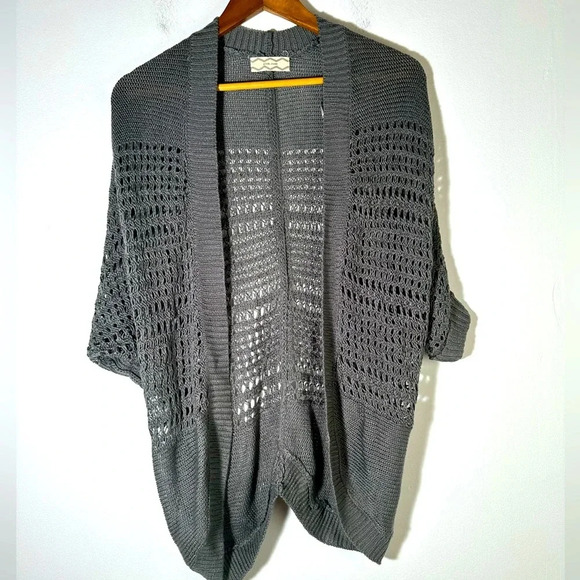 Pink Rose Knit Cardigan - Picture 1 of 4